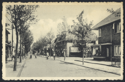 17635 Gezicht in de Traay te Driebergen-Rijsenburg, met rechts de hoek met de Lindelaan.